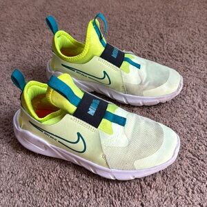 Nike Flex Runner 2 Boys Youth 3Y